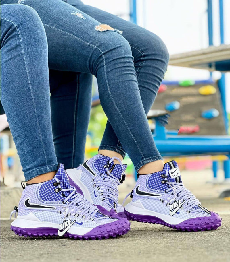 NIKE ACG